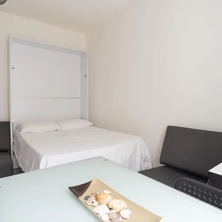 Central Malaga Studio